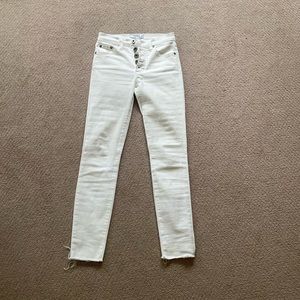 Pistola white jeans size 24.